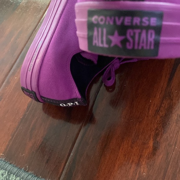 Converse Women's Sneakers in Vibrant Purple Size 10 ( S - 15) - Picture 9 of 10